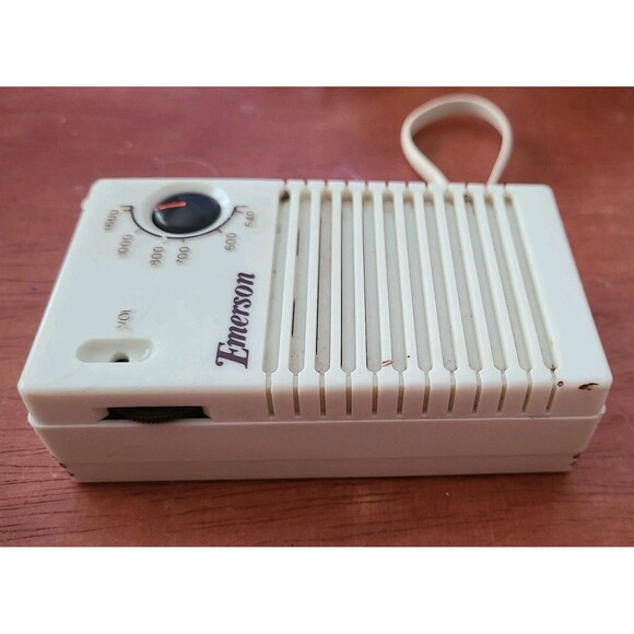 Vintage 1976 Emerson AM Model P3400B Transistor Pocket Radio Off-White WORKING - Picture 2 of 6